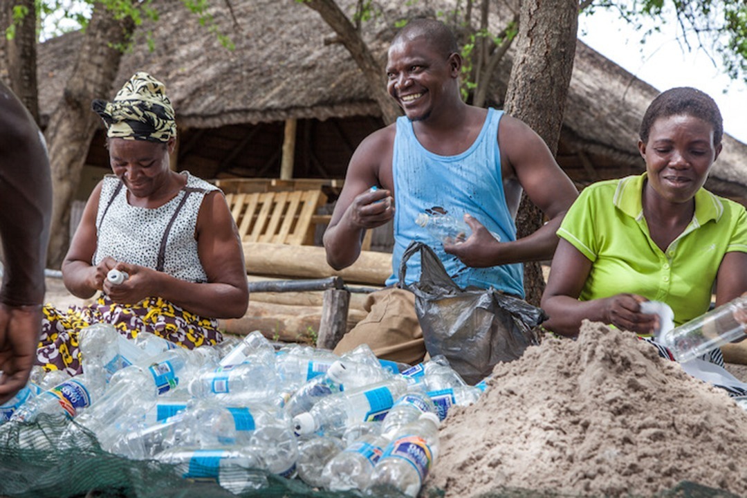 Sijwa Project Wall Bottle Filling